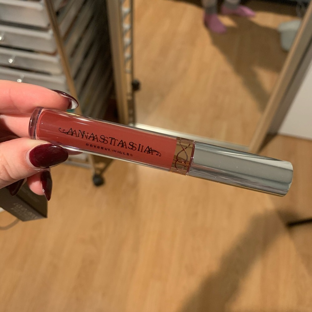 ABH Bohemian Liquid Lipstick